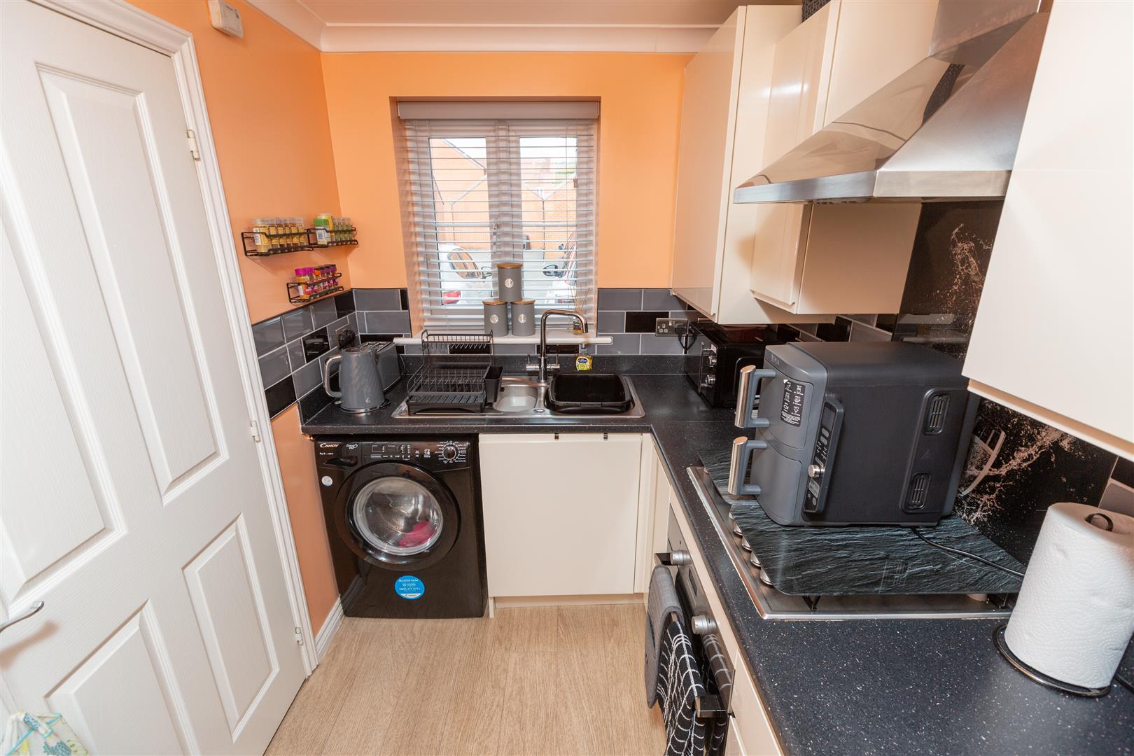 Stryd Bennett, Llanelli, SA15 4DJ